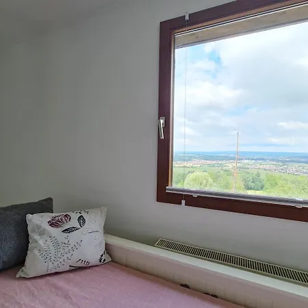 Lägenhet Einssein Bergfried - Mit Weitblick Dettingen unter Teck